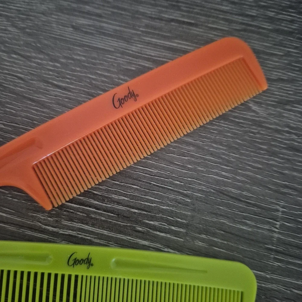 Goody Lot Of 2 Combs